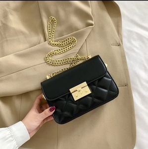 Fashion mini diamond embroidery chain shoulder bag